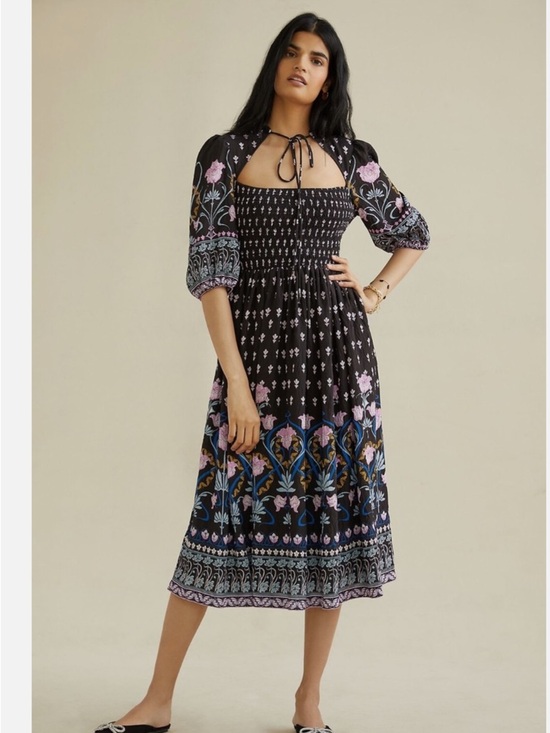 Anthropologie Dresses & Skirts - Anthropologie Dasha Smocked Floral Midi Dress